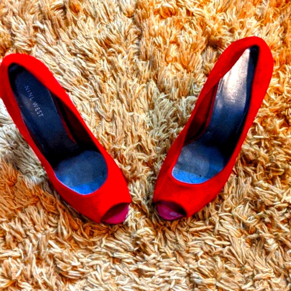Nine West Suede and Patent Peep toe platform